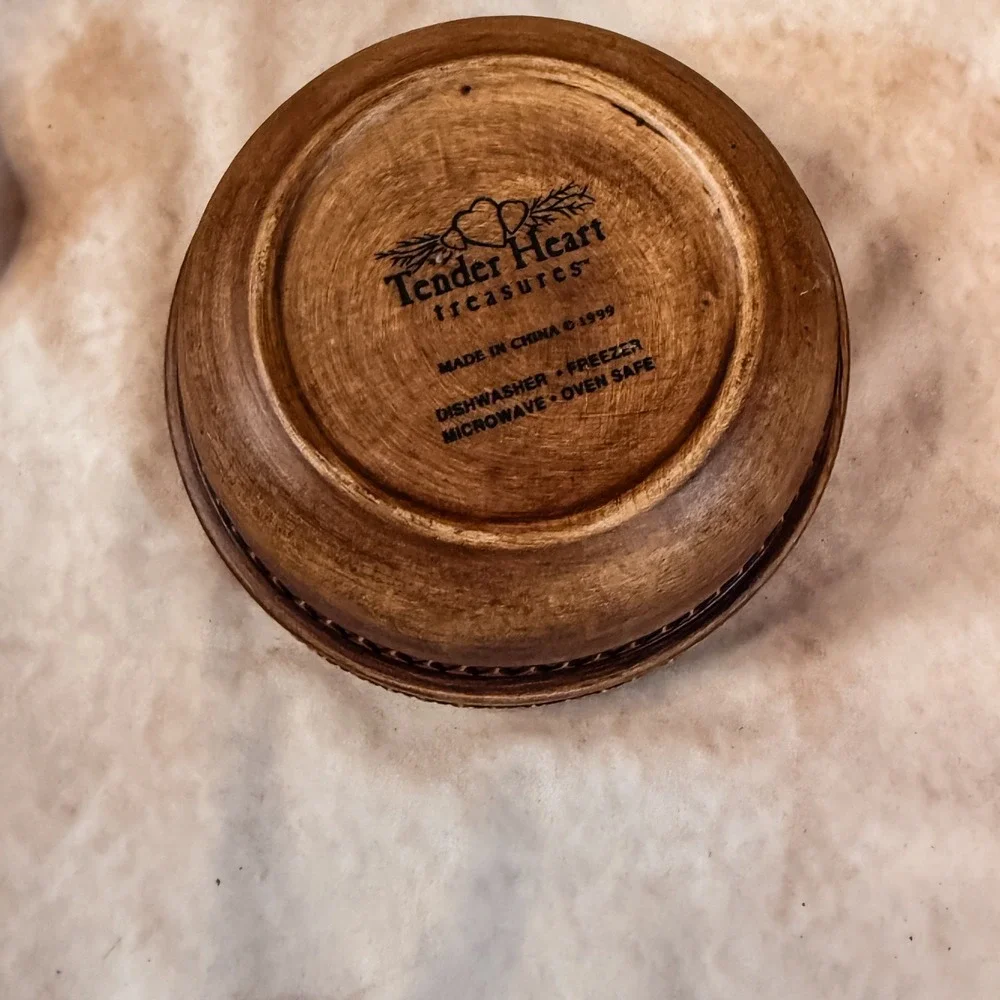 Brown‎ Stoneware Tender Heart Dish